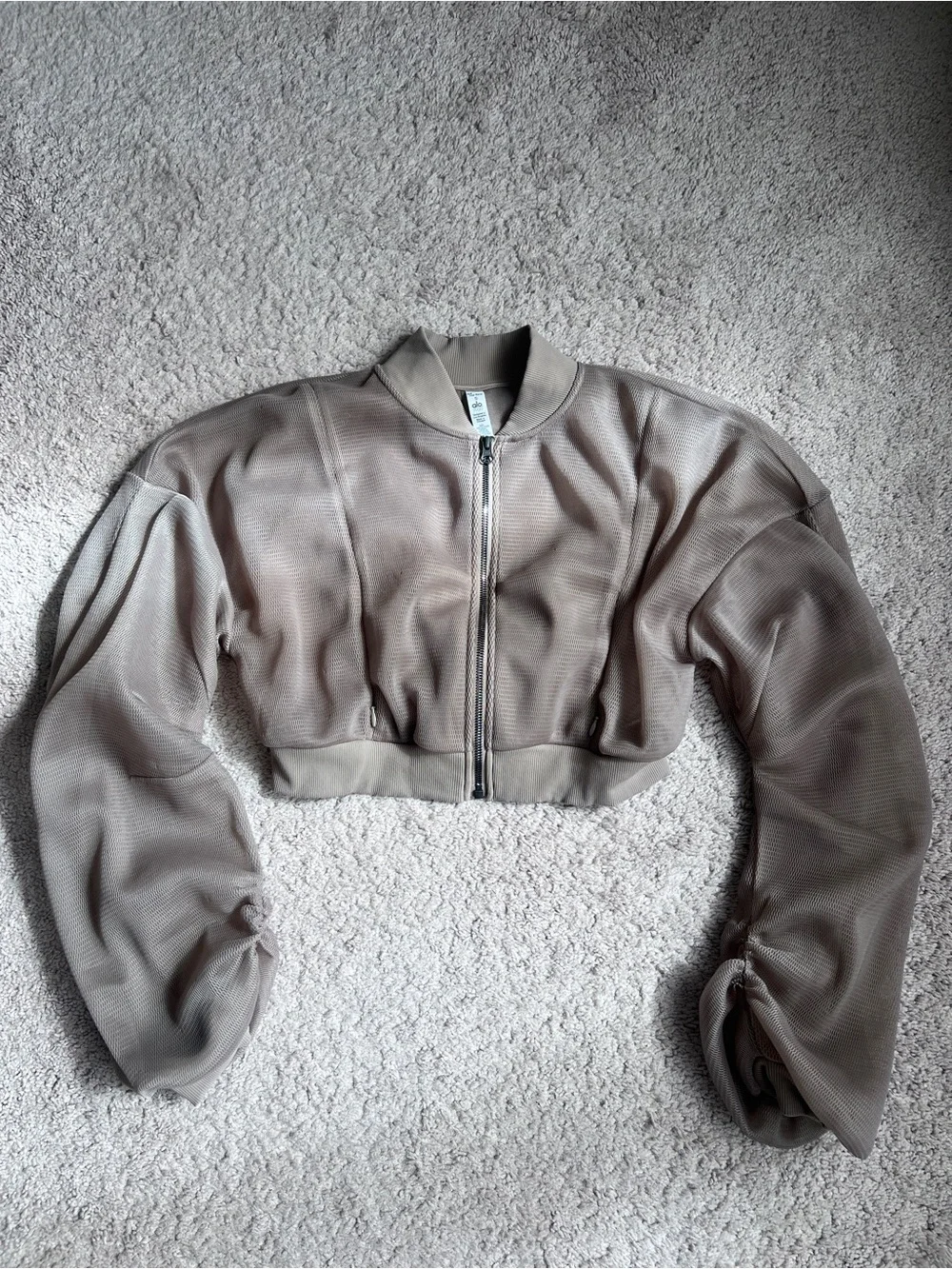 ALO Yoga Mesh Crop Jacket - Gravel - Picture 1 of 6